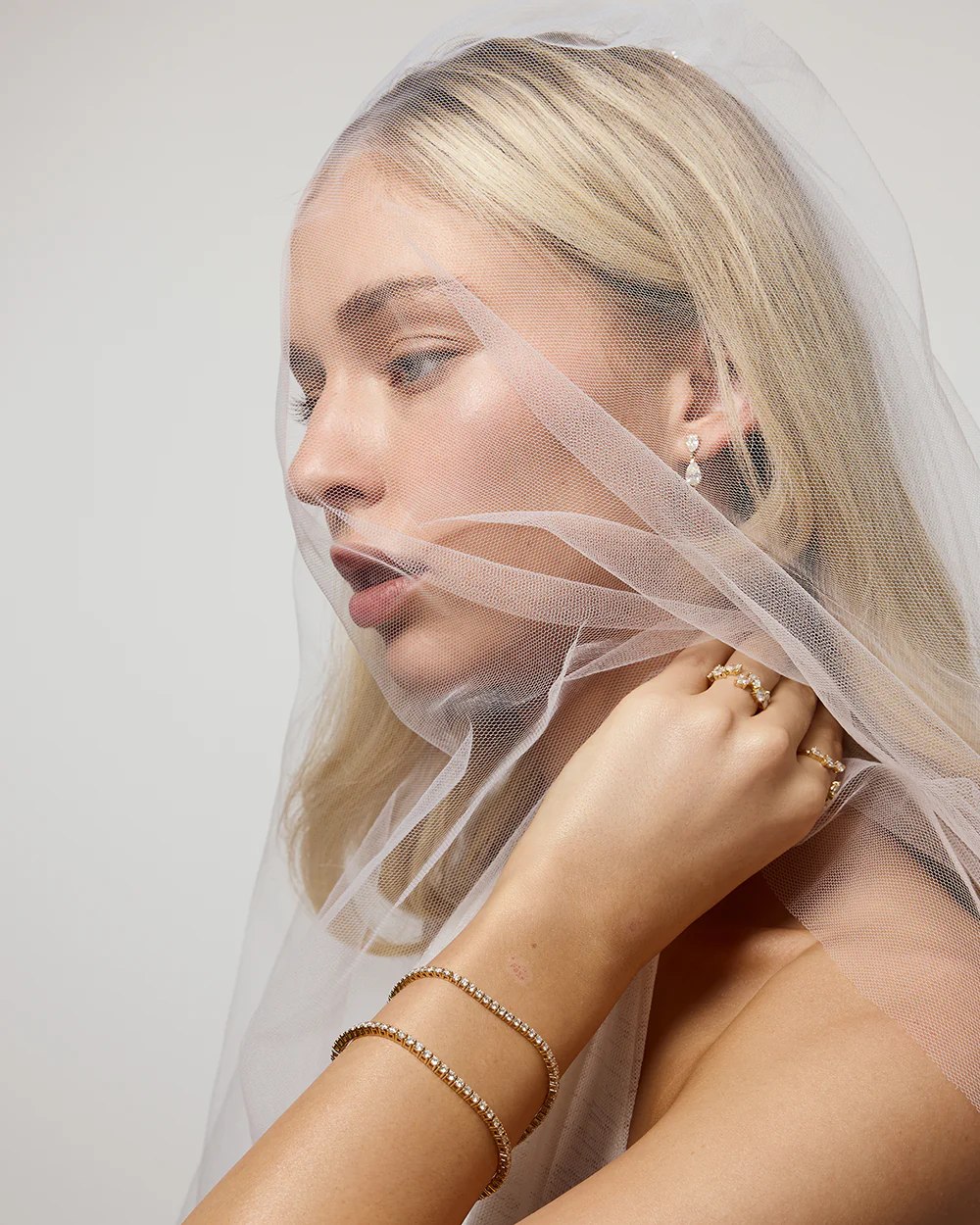 3.30ct Tennis Bracelet - 18ct Yellow Gold - Image 3