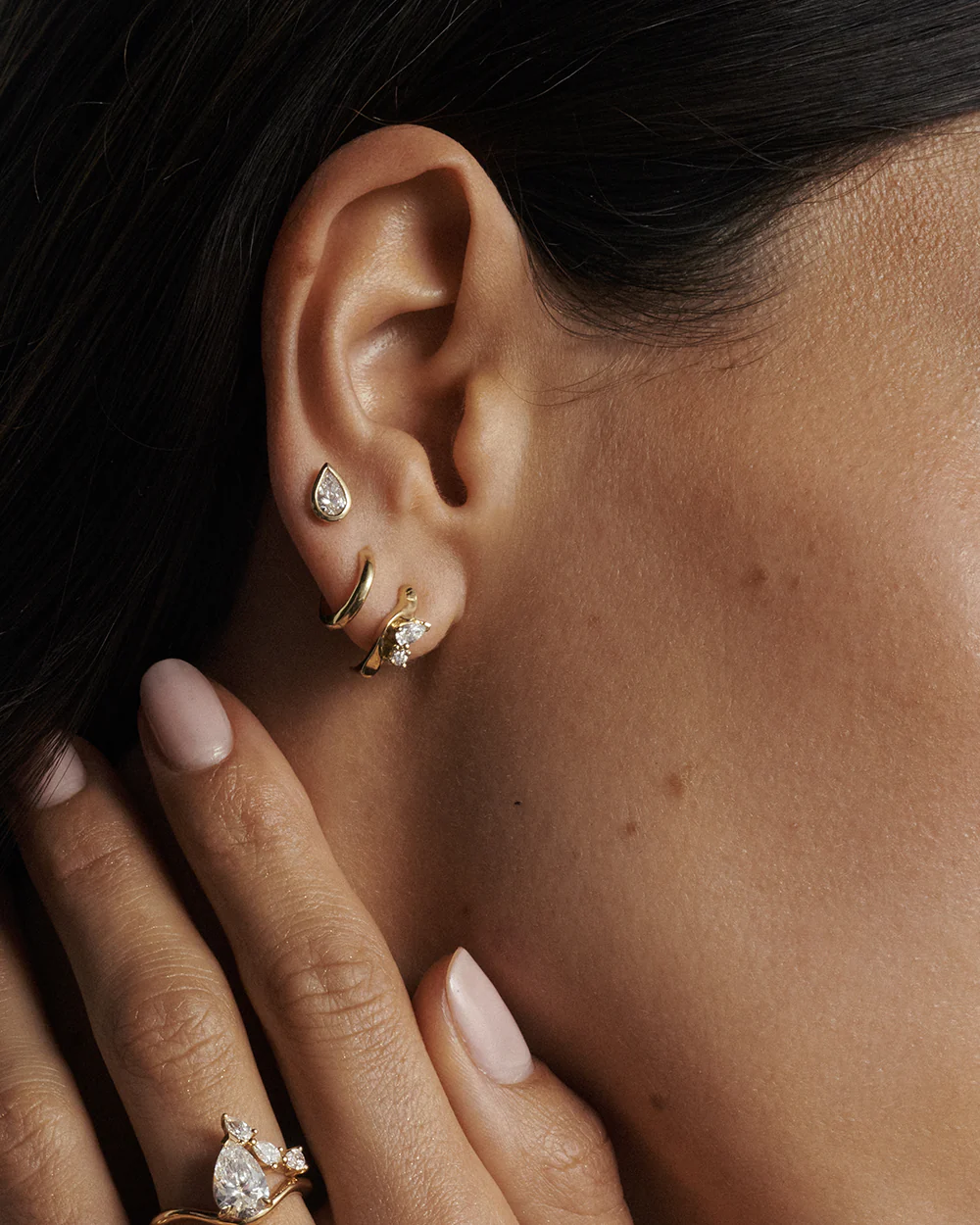 Samira Diamond Earrings - Image 10